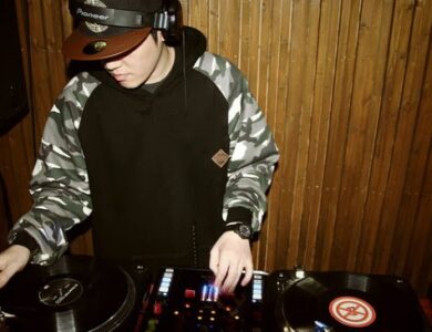 dj-641805_640-475x400-1